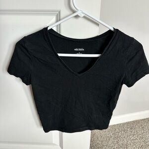NWOT Wild Fable Black V-Neck Crop Top